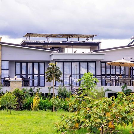 Tufaha Resort Nanyuki Exteriör bild