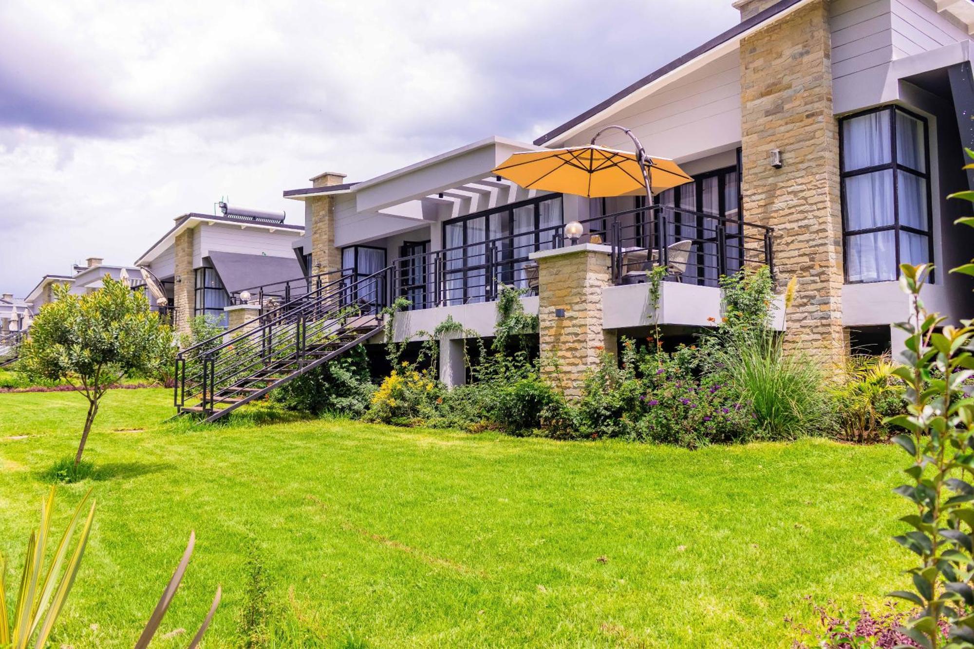 Tufaha Resort Nanyuki Exteriör bild